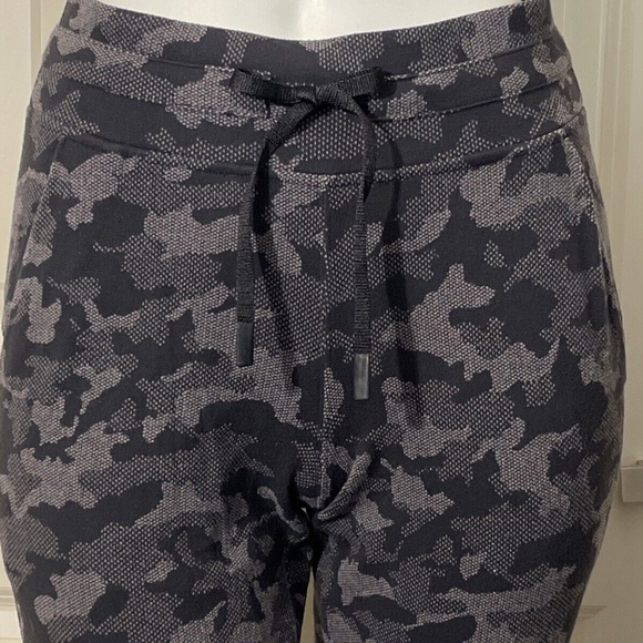 Lululemon Ready to Rulu Jogger sz 4 Heritage Camo Jacquard Black Lunar Rock - Picture 6 of 8